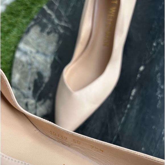 STUART WEITZMAN NUDE  pointy toe Anny Pumps Size  9.5 - Picture 16 of 16